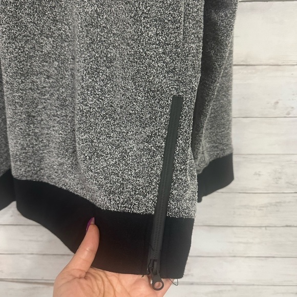 Reaction Kenneth Cole Sweatshirt Size M - Picture 4 of 6